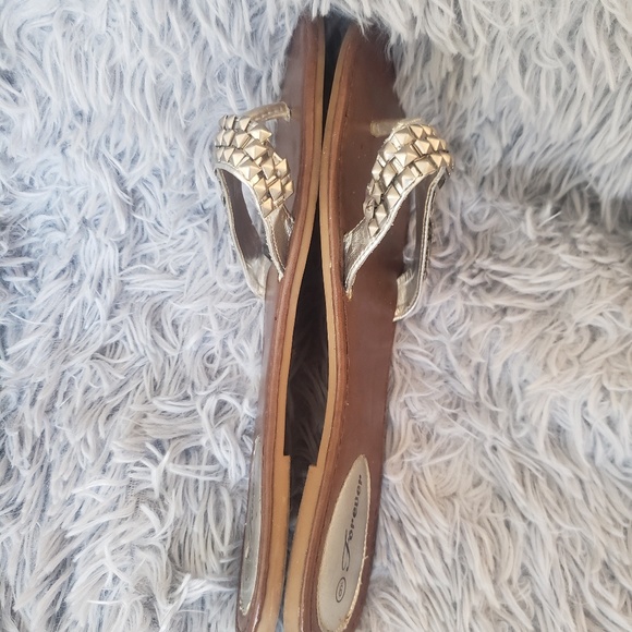 SHOES | Silver Studded Flip Flops! - Picture 4 of 8